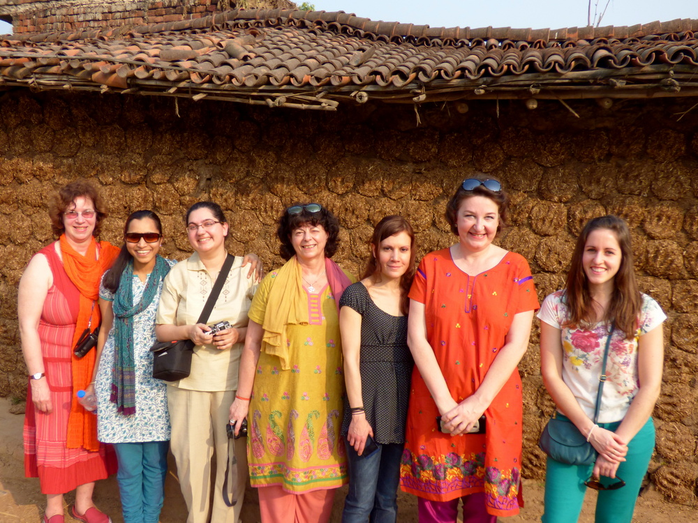 lves de Kavita Garg en promenade dans la campagne indienne