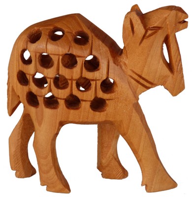 Statuette bois, chameau (sculp. sur bois, technique du filet, 3 pouces)