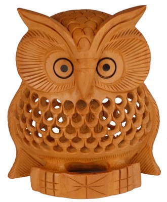 Statuette bois, hibou (sculp. sur bois, technique du filet, 4 pouces)