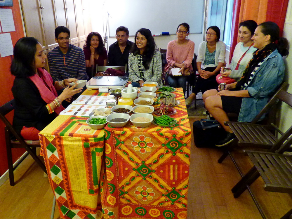 Atelier cuisine au centre culturel Kavita Garg